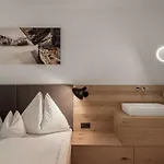 Ride & Relax Schwarz Aparthotel