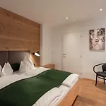 Ride&relax Schwarz Aparthotel Eben Im Pongau