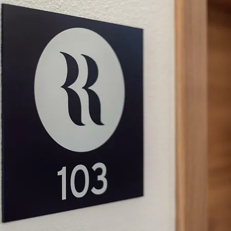 Ride & Relax Schwarz 公寓式酒店 3*